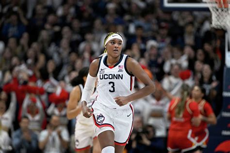 edwards uconn injury|will aaliyah edwards play today.